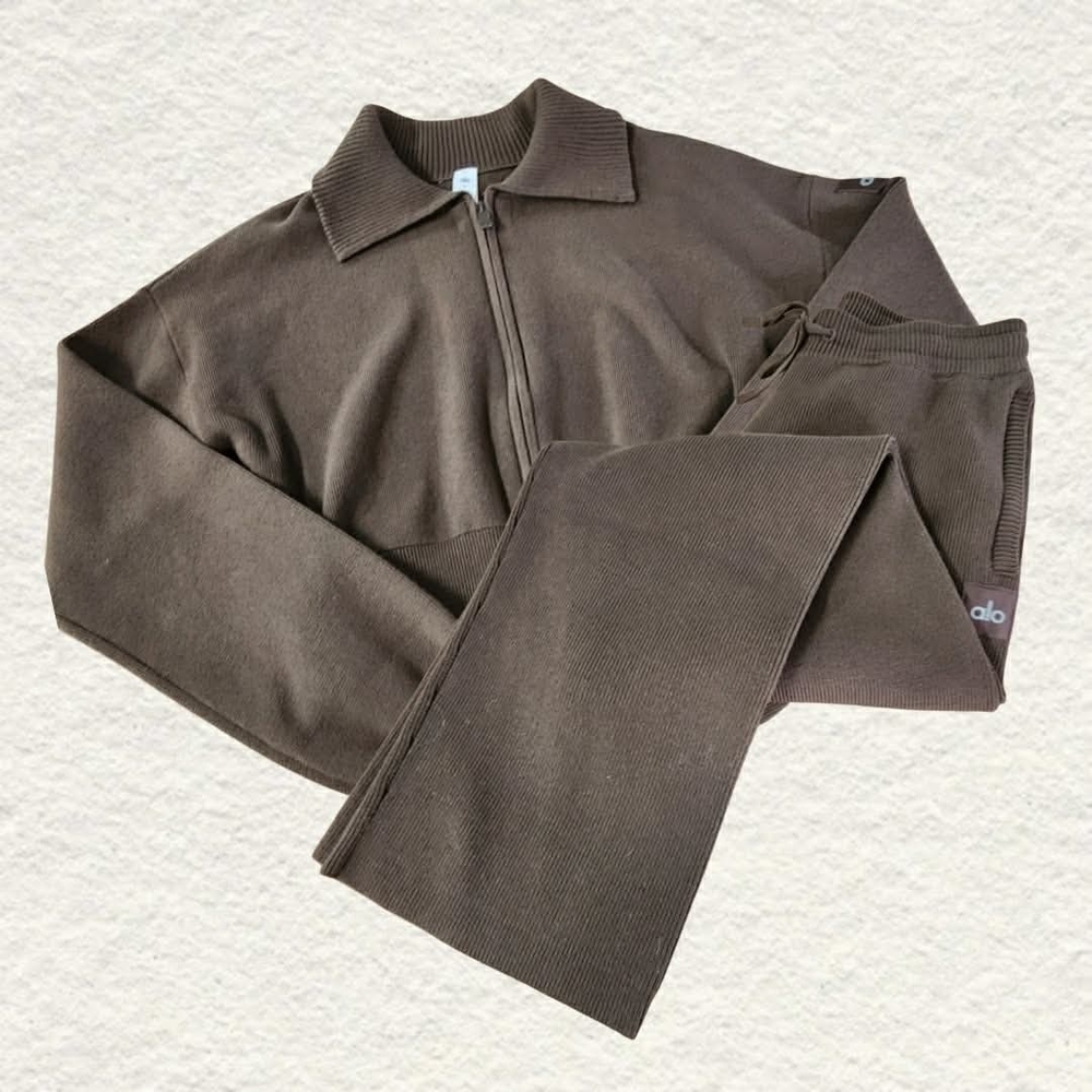 ALO Yoga Brown Jacket & Pants Set